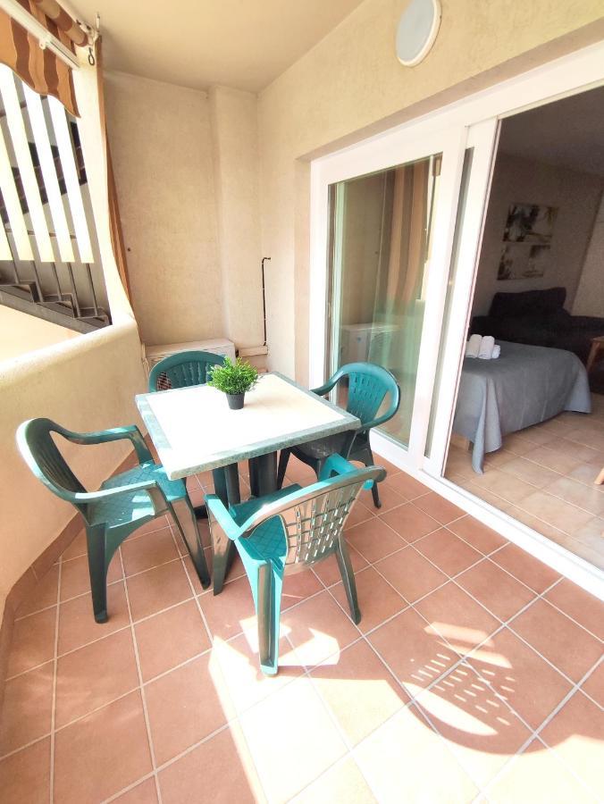 Apartamentos Benalbeach เบนัลมาเดนา ภายนอก รูปภาพ