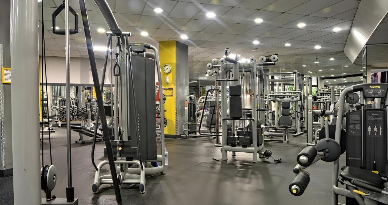 Apartamentos Benalbeach เบนัลมาเดนา ภายนอก รูปภาพ